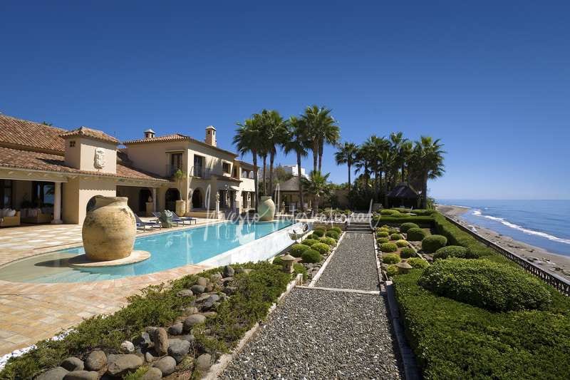 Luxury beach villa Los Monteros Marbella